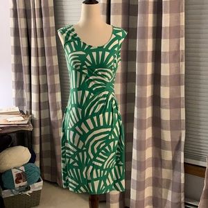 Ann Taylor green/white super soft dress- 0P